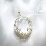 水晶のフラワー・オブ・ライフペンダント（ワイヤージュエリー☆ワイヤーアクセサリー☆ワイヤーラッピング天然石ネックレス）