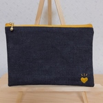 デニムポーチ (ハートのワンポイント刺繍)
