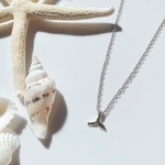 ホエールテールネックレス　シルバー