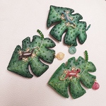 １つお選びください♪ビーズ♪刺繍♪ヘアクリップ♪バレッタ♪とかげ　葉っぱモチーフ♪キラキラ♪かわいい