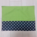 【大きめ】【入学入園目前】ランチョンマット＊即発送＊ドット柄＊星柄＊小学校＊幼稚園＊保育園＊入学＊入園＊準備＊リバーシブル＊食事＊給食＊男の子＊女の子＊お弁当