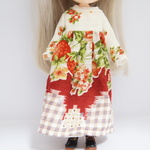 ロングいちご柄　ワンピース  ハンドメイド ブライス  アウトフィット  