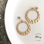 イヤリング 大ぶり ピアス 〜simple style シンプル スタイル〜マットゴールド フープ ピアス / イヤリング / シンプル / 樹脂ピアス / チタンピアス