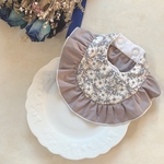 Frill bib ♡ May Morris Azuki milk