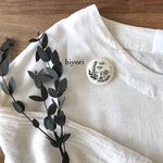 刺繍ブローチ
