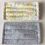 マスク　花柄ブルーとイエロー花柄　2枚セット　子供用　小学生　プリーツマスク　