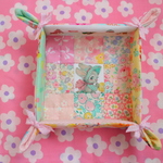 【専用】hana*ハンドメイド☆ファブリックトレイ,ちびちびクッション2点