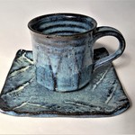 青色が綺麗な面取りコーヒーカップ