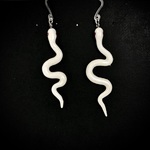 ヘビヘビピアス