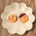 チョコがけいちごワッフルのブローチ