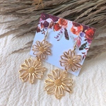 ゴールド　フラワー🌼ピアス　イヤリング