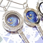 ☆可愛い鍵のロケットペンダント～宇宙～☆