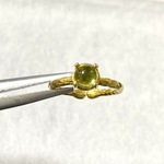 宝石質ペリドット6㎜のアンティーク調真鍮リング