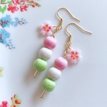 春✿巻き玉＊三色団子ピアス/イヤリング♡