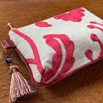 イギリスの刺繍ファブリックのポーチ