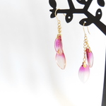 蓮の花びら　ピアス