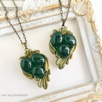 オリーブのネックレス・ディープグリーン( olive necklace/植物/ボタニカル/レジン/樹脂/ペンダント/首飾り)