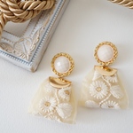 2way 刺繍リボンとボタン