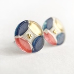 プラバンガラスのピアス／イヤリングA