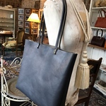 ♡Happy price Sale♡レザー大振りトートバッグNavyBlue