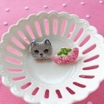 猫とsweet pea/ピアス