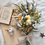bouquet ミモザとデルフィニウムのスワッグブーケ　ウェルカムボード　ウェディング　前撮り　フォトウェディング 白無垢　