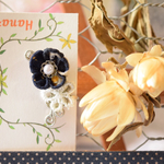つまみ細工お花のイヤーカフ