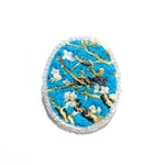 世界の名画 手刺繍ブローチ ゴッホ「花咲くアーモンドの木の枝」