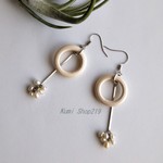 淡水パールと白いウッドピアス/イヤリング
