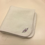 パープルローズ刺繍入り タオルハンカチ20×20