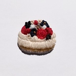 ショートケーキ　刺繍ブローチ♡