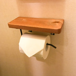 簡単に画鋲でとめられる トイレットペーパーホルダー（チーク）★送料無料★木製 飾り棚 カフェ風 アンティーク インテリア
