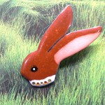 七宝焼・茶色のうさぎ