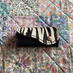 ＊sale＊ゼブラ柄ハラコ&ヌメ革キーケース　ダークネイビー