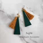 三角 ウッド×タッセル イヤリング/ピアス