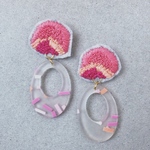 strawberry×candy刺繍ピアス