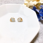  *和装にも*シーグラス の金継ぎピアス
