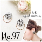 【No.97】パイソン柄×リング  2wayピアス ホワイト ✨小箱発送✨
