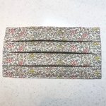 マスク　リバティー小花　女性用プリーツマスク　ワイヤー入り　