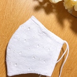 再販　ワイヤー入り　白いマスク　花柄レースのマスク　花の刺繍マスク　マスク　布マスク　　おしゃれマスク