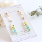 flowerロングスティツクピアス/イヤリング　水色×黄色