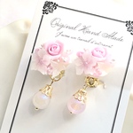 薔薇ブーケと天然石の板バネクリップイヤリング☆フラッシュローズクォーツ