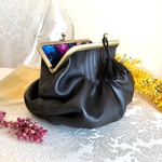 ふんわりフォルムの本革がま口ポーチ👛