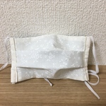 淡いクリーム色の花柄＆お花柄の大人用ハンドメイドマスク
