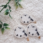 ビーズ刺繍＊星とシマエナガのブローチ