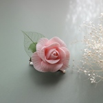 樹脂粘土のお花ブローチ(ピンクローズ)