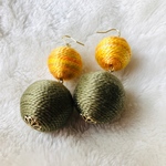 ボンボンピアス　２連
