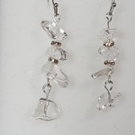 4月の誕生石水晶のピアス