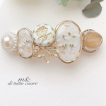 オフホワイトのチェコビーズとかすみ草×ユーフォルビアのバレッタ/ヘアクリップ/大きいバレッタ