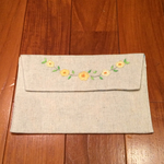 手刺繍 花柄 小ポーチ